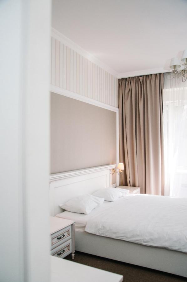 Orly Park-Hotel Kijev Kültér fotó