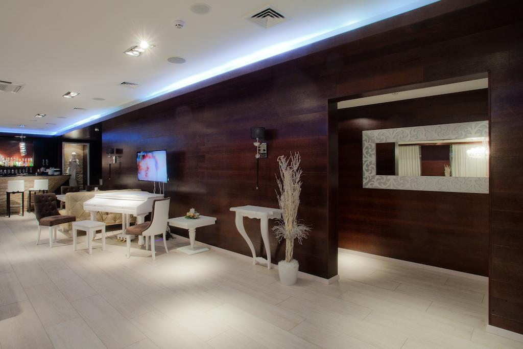Orly Park-Hotel Kijev Kültér fotó