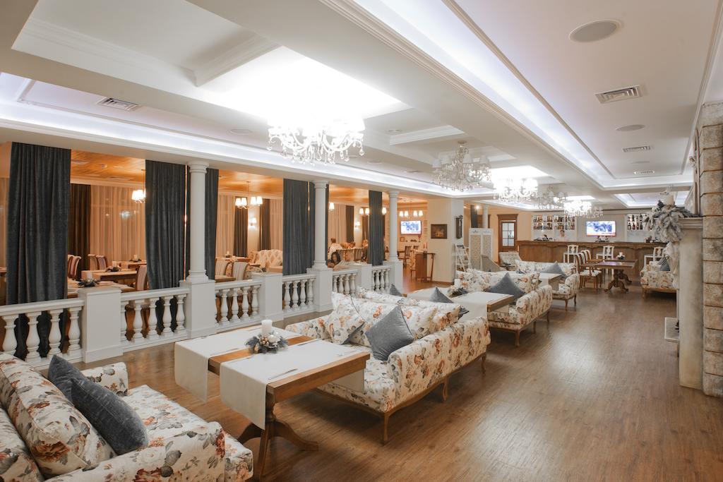 Orly Park-Hotel Kijev Kültér fotó